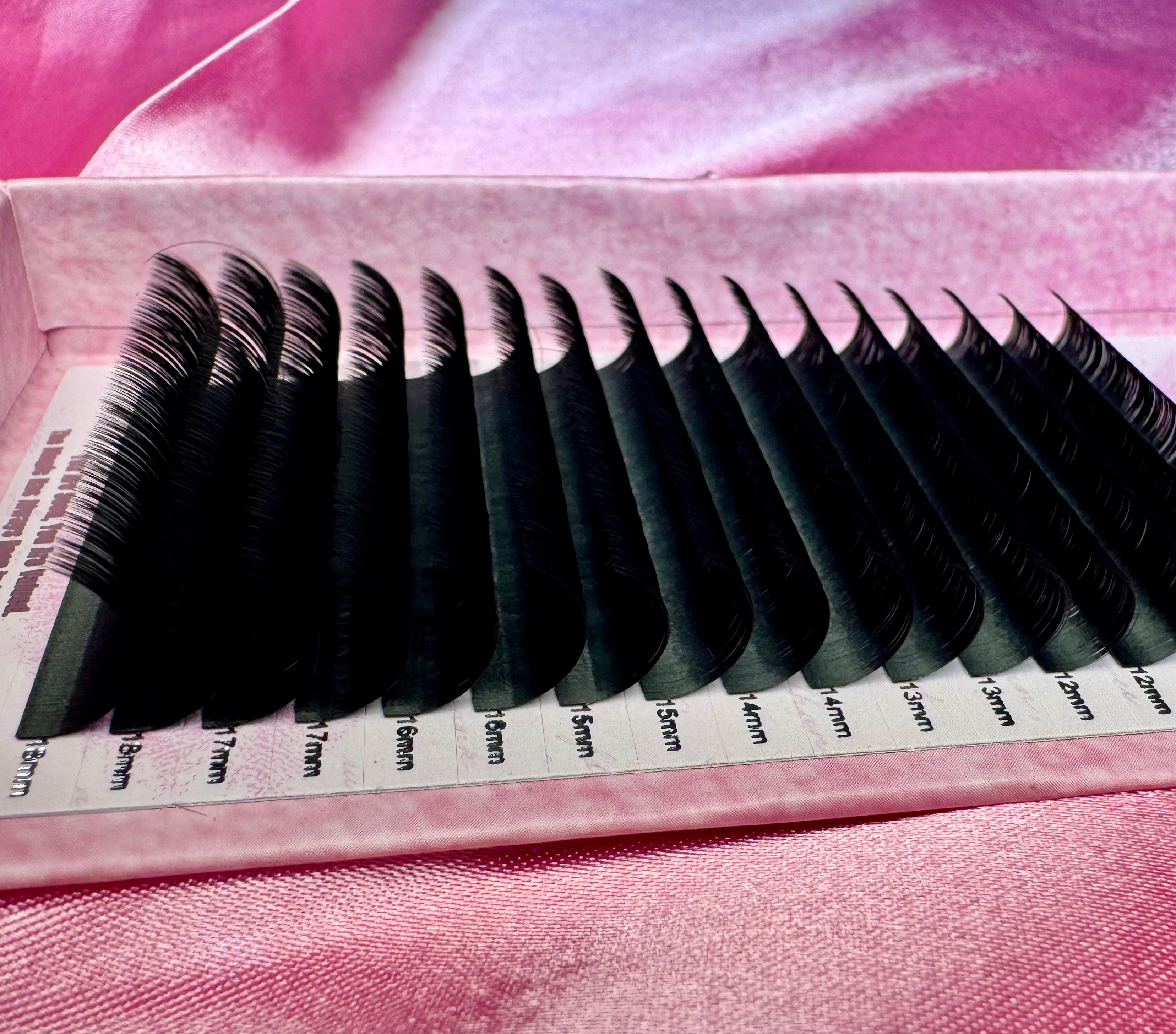 Love Letter To A Lash Tech™ Envelope Lash Tray | Darkest Fibres | CC SINGLE LENGTHS | 0.03